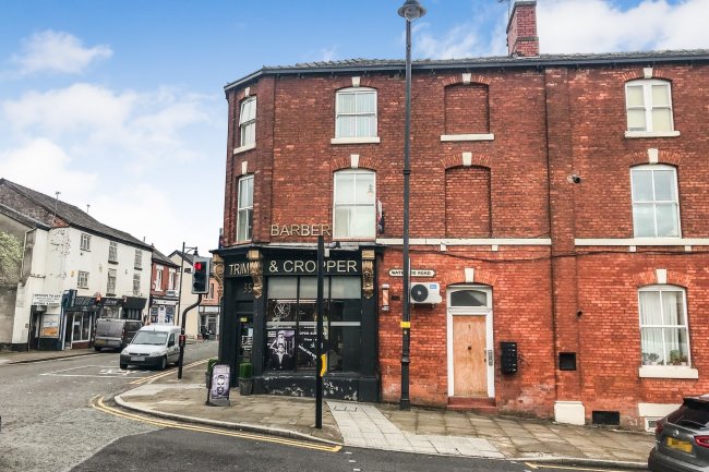 33/35 Middle Hillgate and 1 Waterloo Road, Stockport, Cheshire SK1 3BD 3