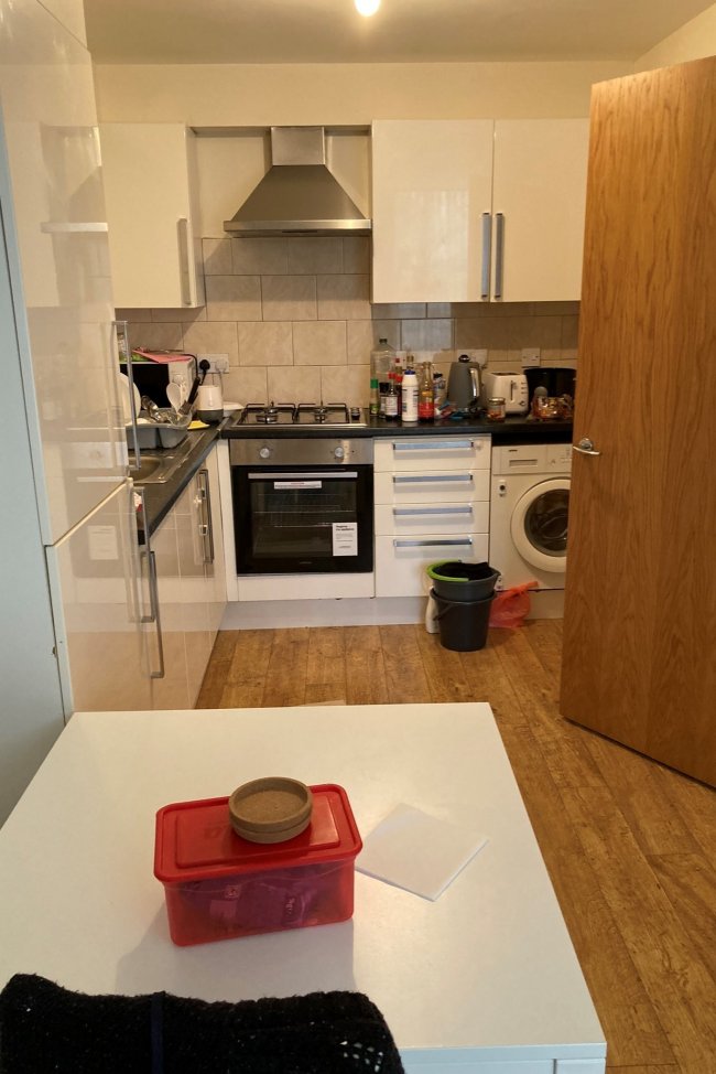 33/35 Middle Hillgate and 1 Waterloo Road, Stockport, Cheshire SK1 3BD 3