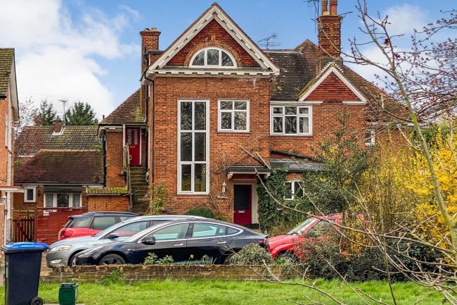 Flats 1-4 Westwey, 29 Byfleet Road, New Haw, Addlestone, Surrey KT15 3JQ 1