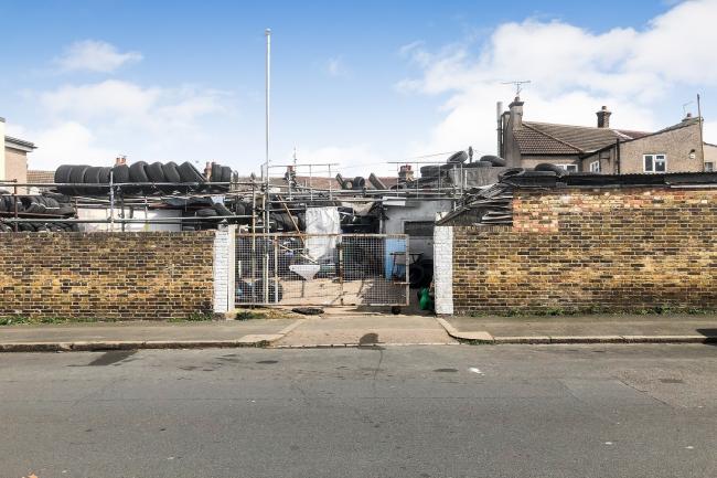 Rear Yard, 147 Colney Road, Dartford, Kent DA1 1TG 9