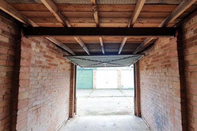 Garage 116, Rickman Close, South Lake Estate, Woodley, Reading, Berkshire RG5 3LL   10