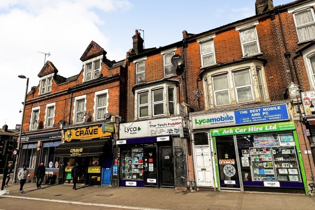 Flat 2, 325 Lea Bridge Road, Leyton, London E10 7LA 4