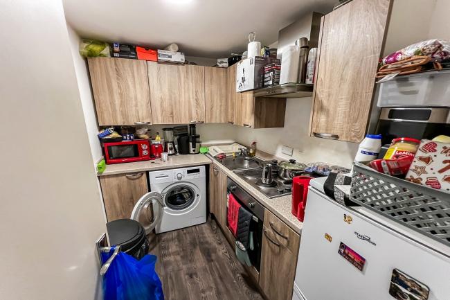 Flat 2, 325 Lea Bridge Road, Leyton, London E10 7LA 4