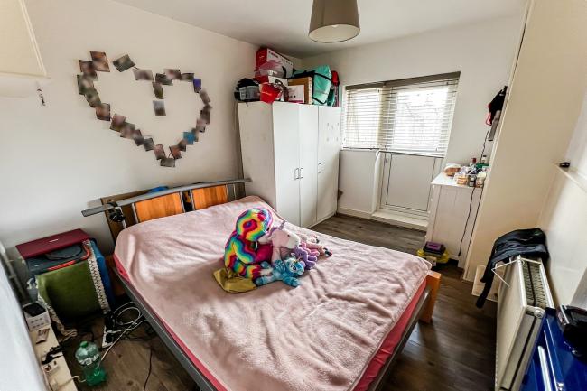 Flat 2, 325 Lea Bridge Road, Leyton, London E10 7LA 4