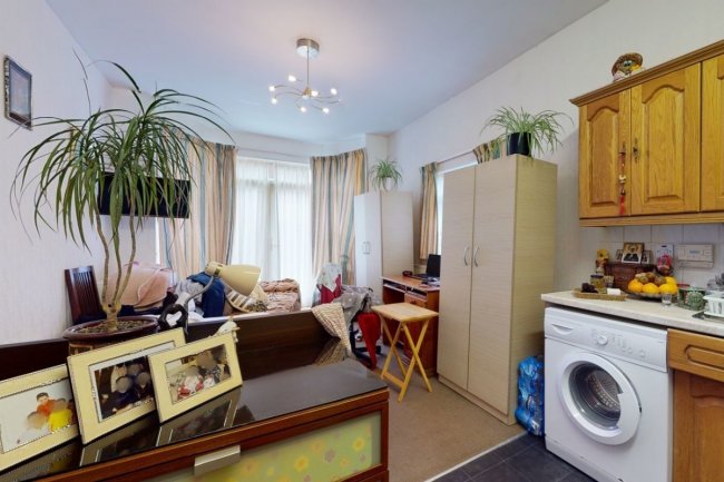 594 Green Lane, Palmers Green, London, N13 5RY 9