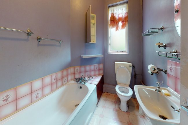 37 Cressingham Road, Lewisham, London SE13 5AQ
 10