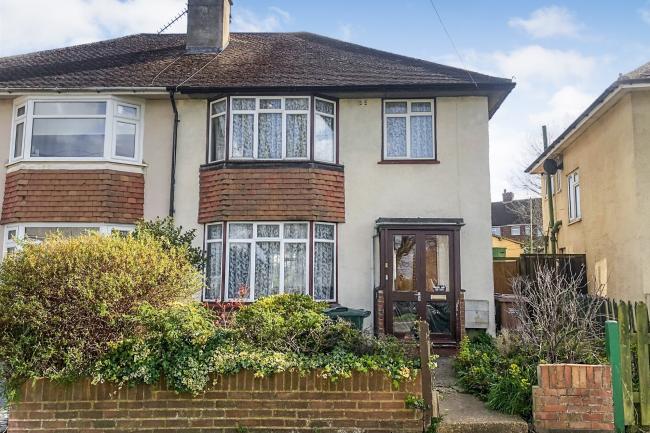 17 Alamein Road, Swanscombe, Kent DA10 0DZ 10