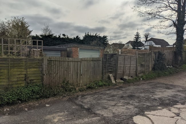 Land and Garages rear of 2 Theobalds Road, Cuffley, Hertfordshire, EN6 4HQ 8