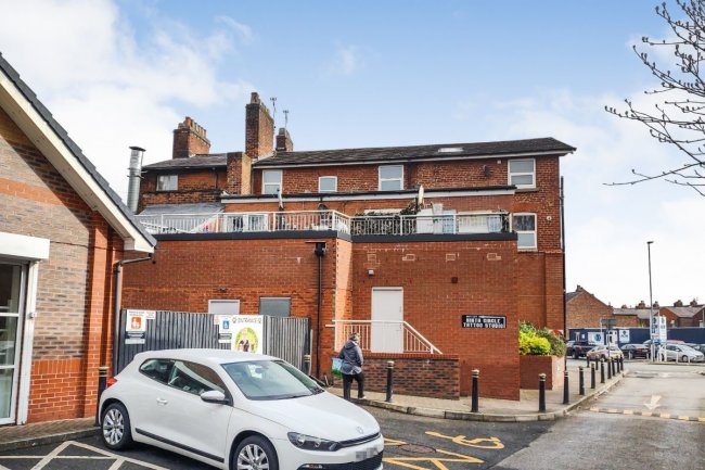 744/746 Knutsford Rd, Latchford East, Warrington WA4 1JW 6
