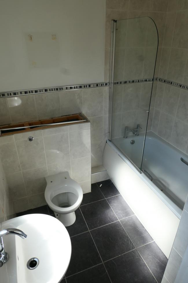 74 Binsteed Road, Fratton, Portsmouth, Hamphshire, PO2 7PL 9