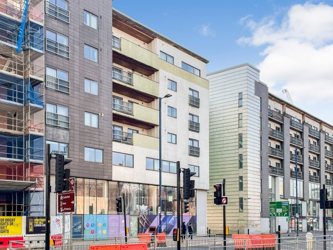 Apartment 508,  6 Oldham Road, Manchester, M4 5DB 9