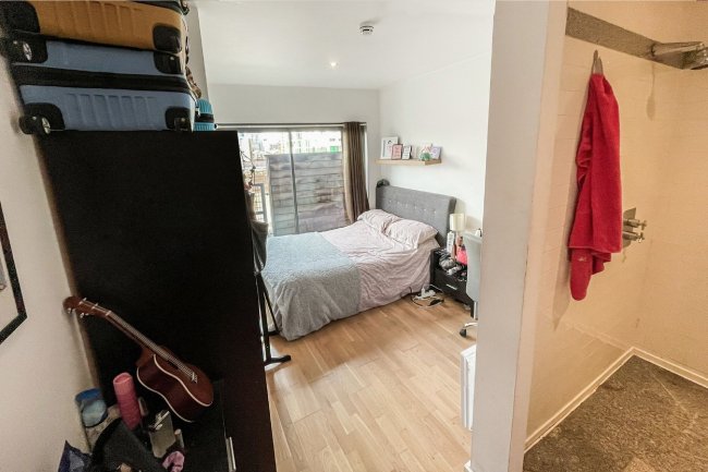 Apartment 508,  6 Oldham Road, Manchester, M4 5DB 9