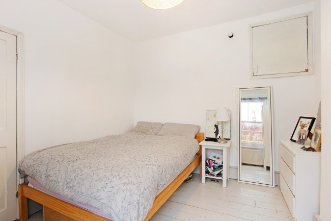 58 Belgrade Road, Stoke Newington, London, N16 8DJ 5