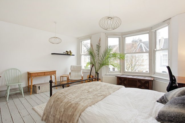 58 Belgrade Road, Stoke Newington, London, N16 8DJ 5