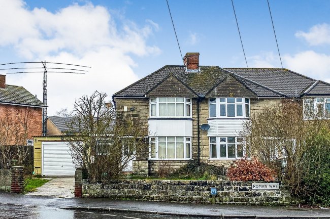 29 Roman Way, Thatcham, Berkshire, RG18 3BS
 7