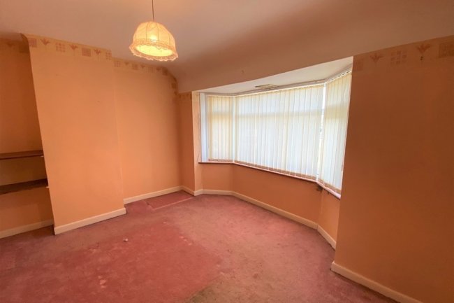 29 Roman Way, Thatcham, Berkshire, RG18 3BS
 7