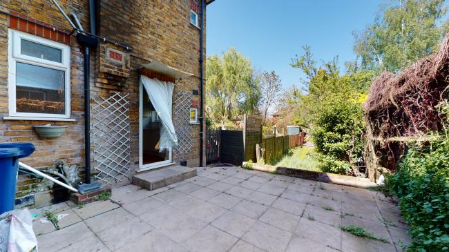 29 Alma Road, Muswell Hill, London, N10 2NG
 1