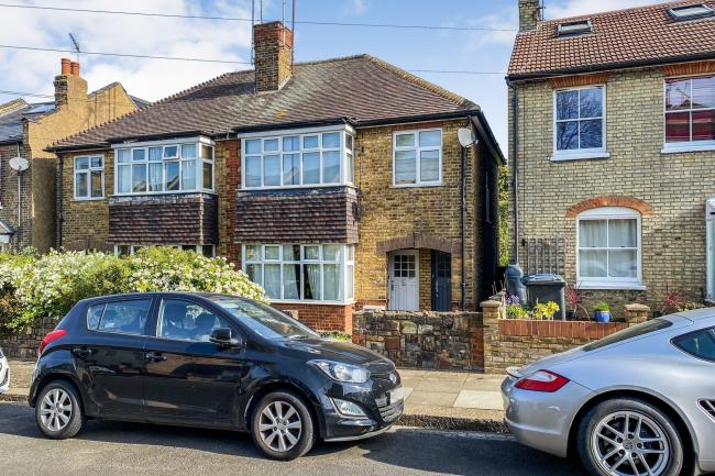 29 Alma Road, Muswell Hill, London, N10 2NG
 1