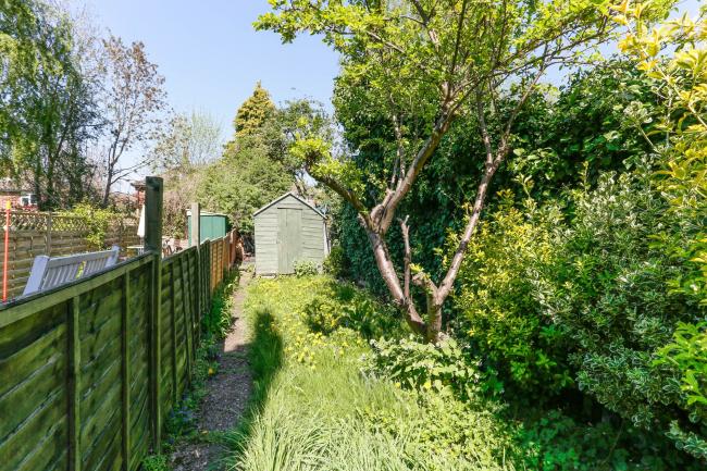 29 Alma Road, Muswell Hill, London, N10 2NG
 1