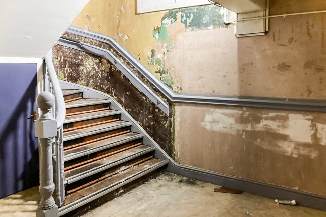 Flats 1-10, The Queens Hotel, Oswald Road, Oswestry, Shropshire SY11 1RB 
 4