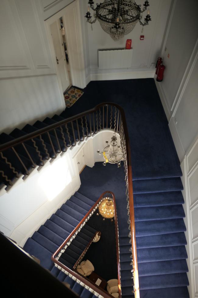 Flat 5, 18 Stanhope Terrace, Bayswater, London W2 2TU
 4