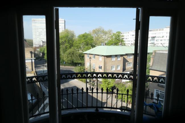 Flat 5, 18 Stanhope Terrace, Bayswater, London W2 2TU
 4