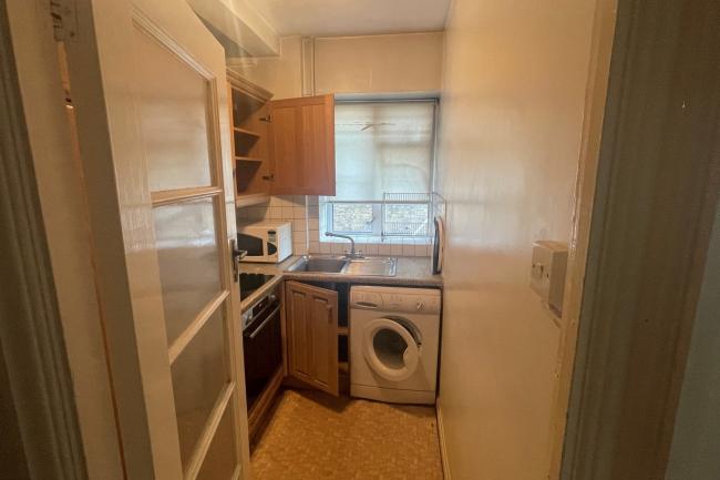 Flat 21, West Kensington Court, Edith Villas, West Kensington, London, W14 9AA
 1