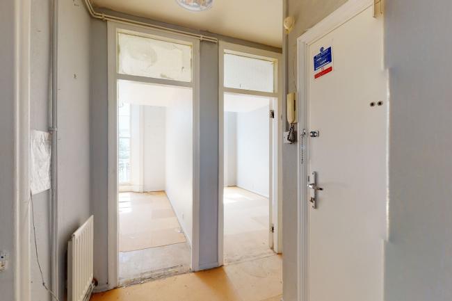 256C Gloucester Terrace, Bayswater, London W2 6HU
 5