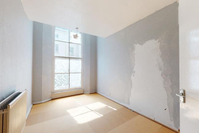 256C Gloucester Terrace, Bayswater, London W2 6HU
 5