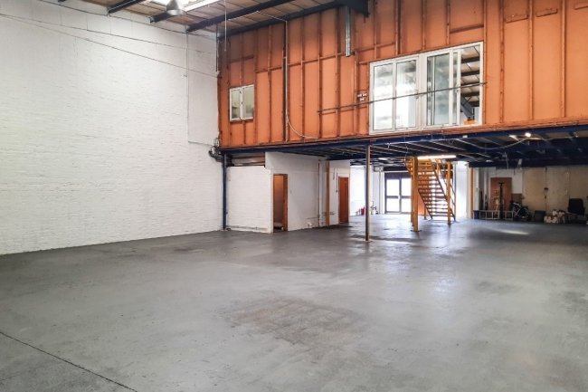 Unit 10, Edison Road, Highfield Industrial Estate, Hampden Park, Eastbourne BN23 6PT 2