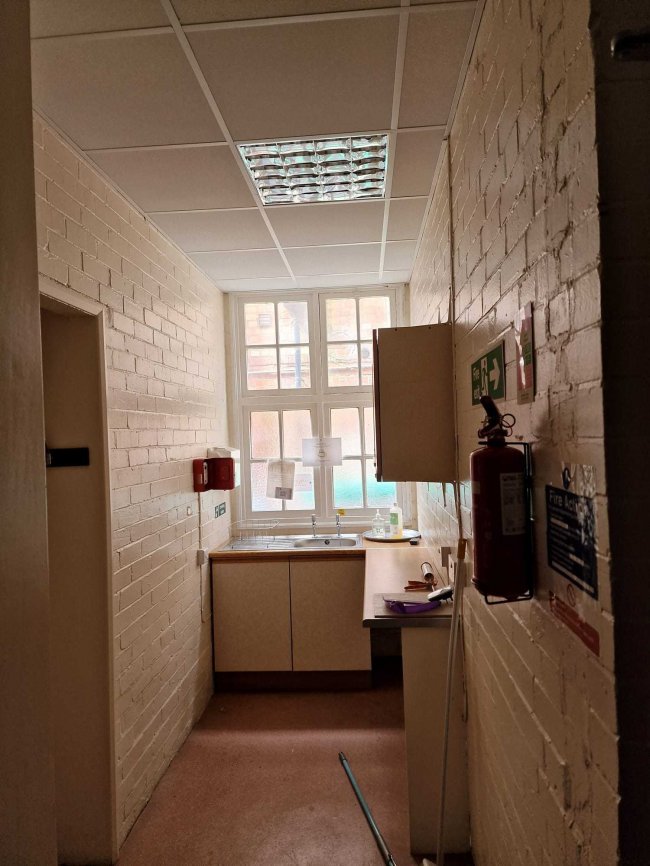 15 Abbey Street, Market Harborough, Leicestershire LE16 9AA
 1