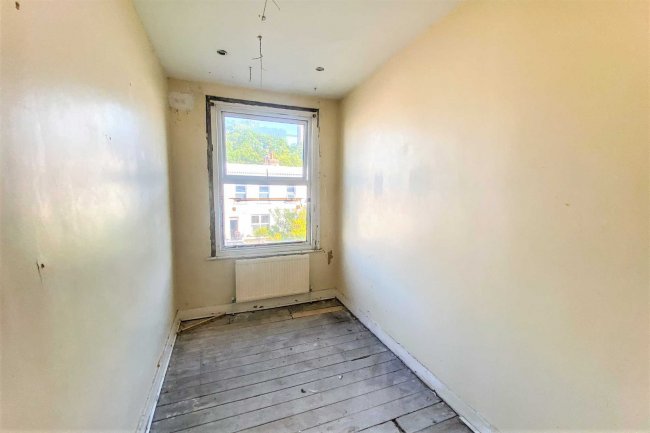 30a Fountain Road, Tooting, London SW17 0HQ 3