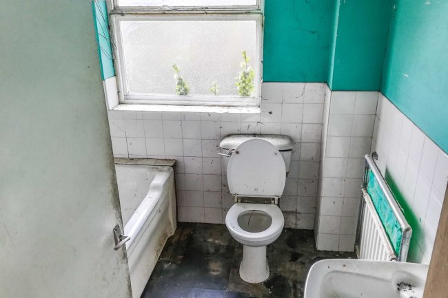 10 Maple Grove, Bishop's Stortford, Hertfordshire, CM23 2PS 10