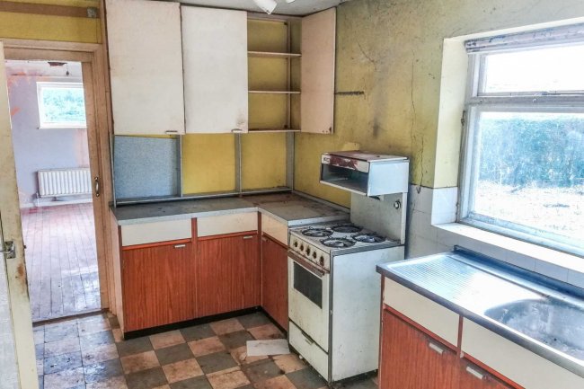 10 Maple Grove, Bishop's Stortford, Hertfordshire, CM23 2PS 10