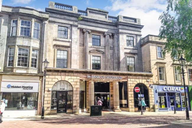 Bank of Scotland, 138-140 High St, Falkirk FK1 1NR 6