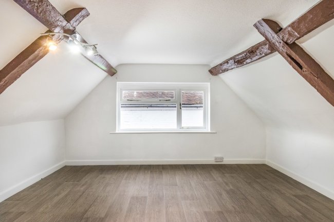 34 Hyde Street, Winchester, Hampshire, SO23 7DX
 5