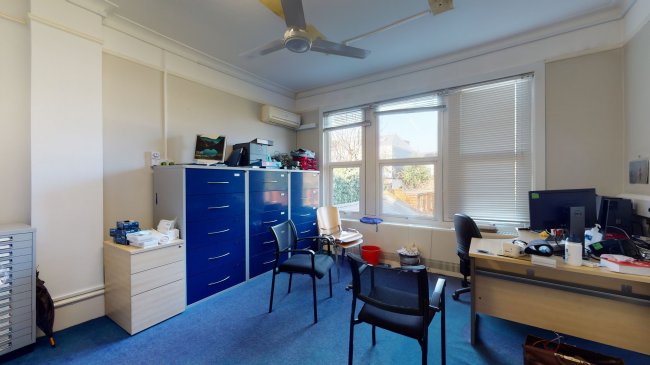 The Muswell Hill Practice, 1 Dukes Avenue, Muswell Hill, London,N10 2PS 9