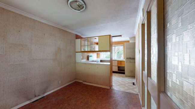 3 Braybrooke Gardens, Crystal Palace, London, SE19 2UN
 6