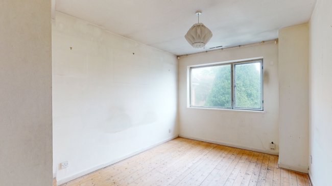 3 Braybrooke Gardens, Crystal Palace, London, SE19 2UN
 6