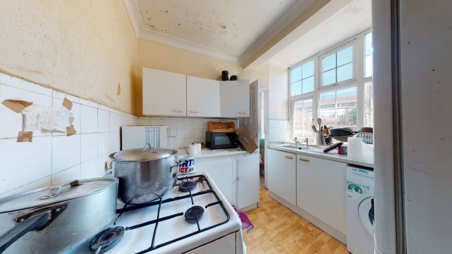 923A Brighton Road, Purley, Surrey, CR8 2BP 6