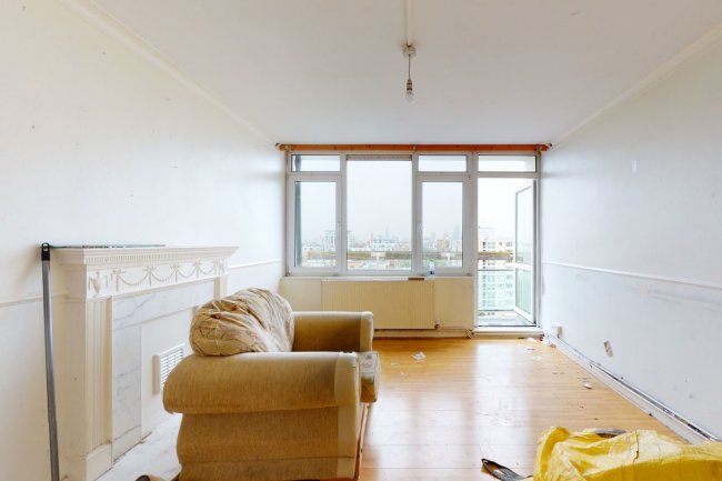 41 Norwich House, Cordelia Street, Poplar, London E14 6AT 4