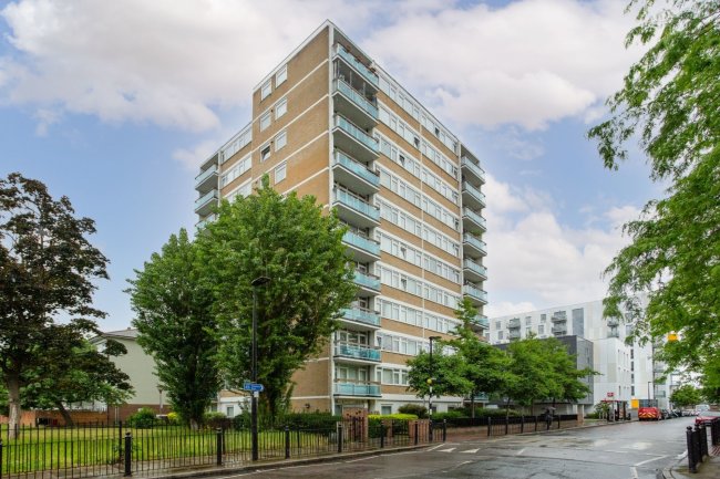 41 Norwich House, Cordelia Street, Poplar, London E14 6AT 4