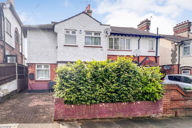 150 Rochdale Road, Abbey Wood, London, SE2 0UR 2