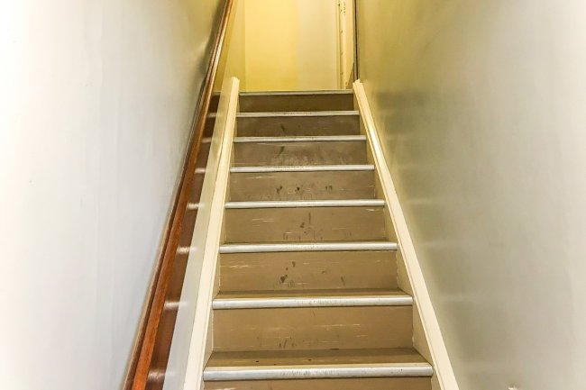 17 Market Place, Blandford Forum, Dorset DT11 7AG 5