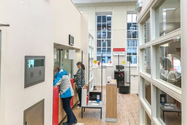 17 Market Place, Blandford Forum, Dorset DT11 7AG 5