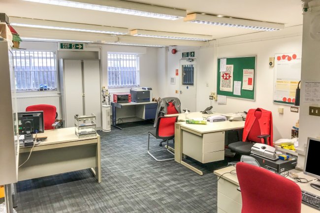 17 Market Place, Blandford Forum, Dorset DT11 7AG 5