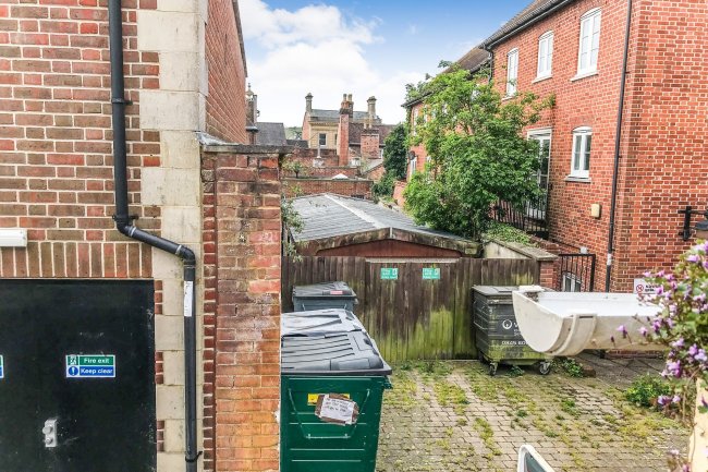 17 Market Place, Blandford Forum, Dorset DT11 7AG 5