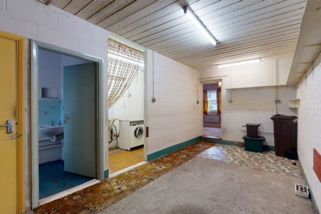 5 Gainsborough Terrace, Manor Road, Cheam Village, Sutton, Surrey SM2 7AE 2