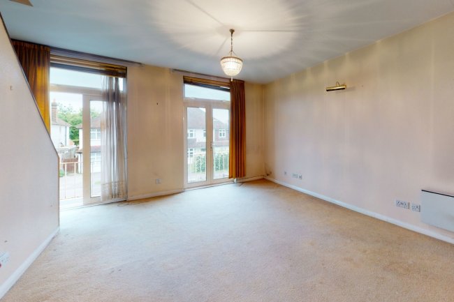 5 Gainsborough Terrace, Manor Road, Cheam Village, Sutton, Surrey SM2 7AE 2