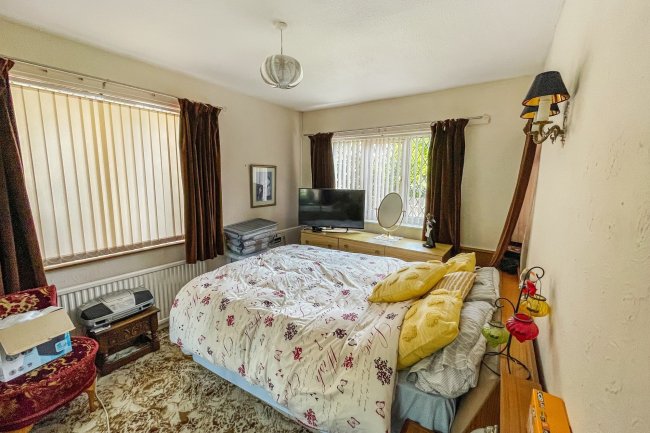 Spring Bank Bungalow, High Pavement, Sutton-in-Ashfield, Nottinghamshire NG17 1BS 2